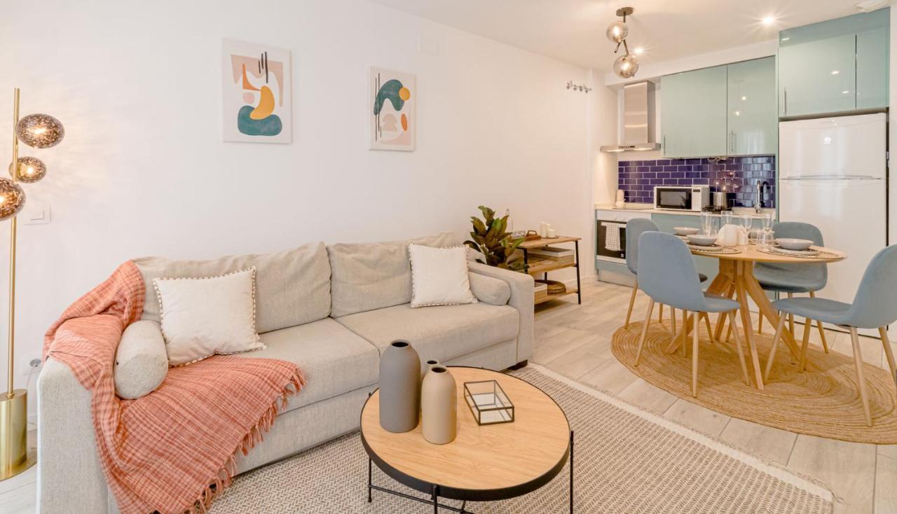 One-Bedroom Apartment,1425949779:JPEG